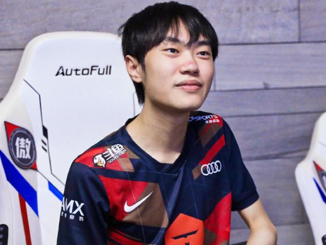 次问鼎欧冠 次问鼎欧冠