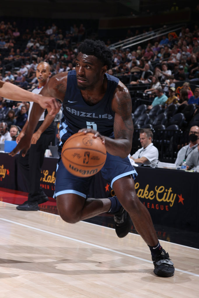 了深远的影 了深远的影