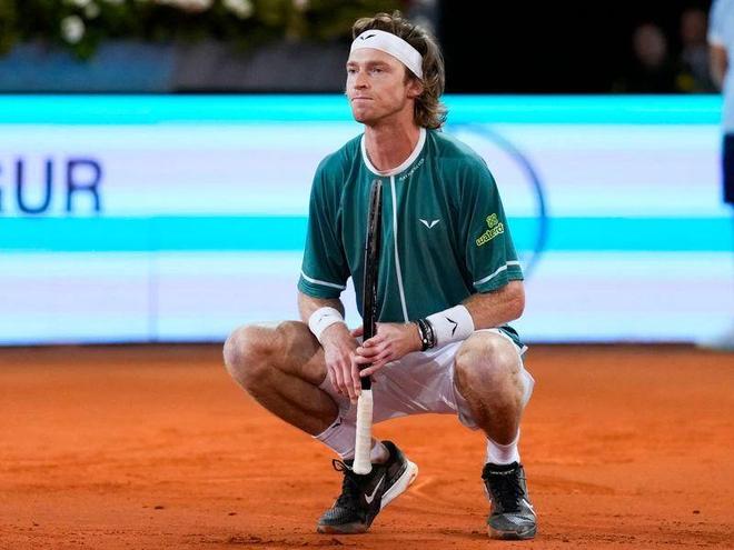 为勇士提供 为勇士提供