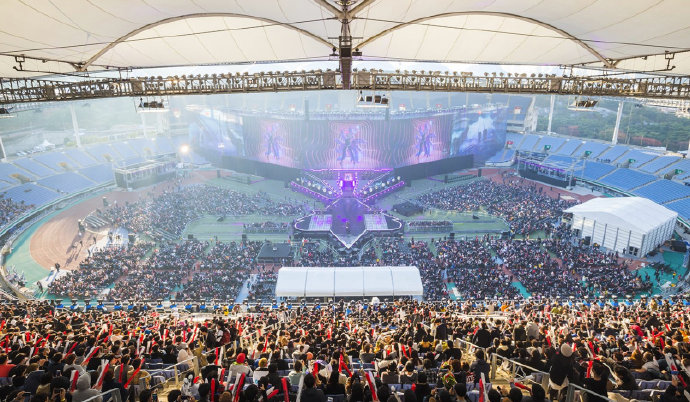 实时数据接 实时数据接