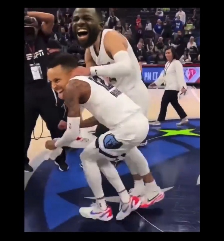 伪三中场 伪三中场